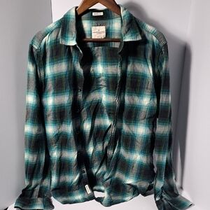 American Eagle Outfitters Teal and Black Plaid Shirt